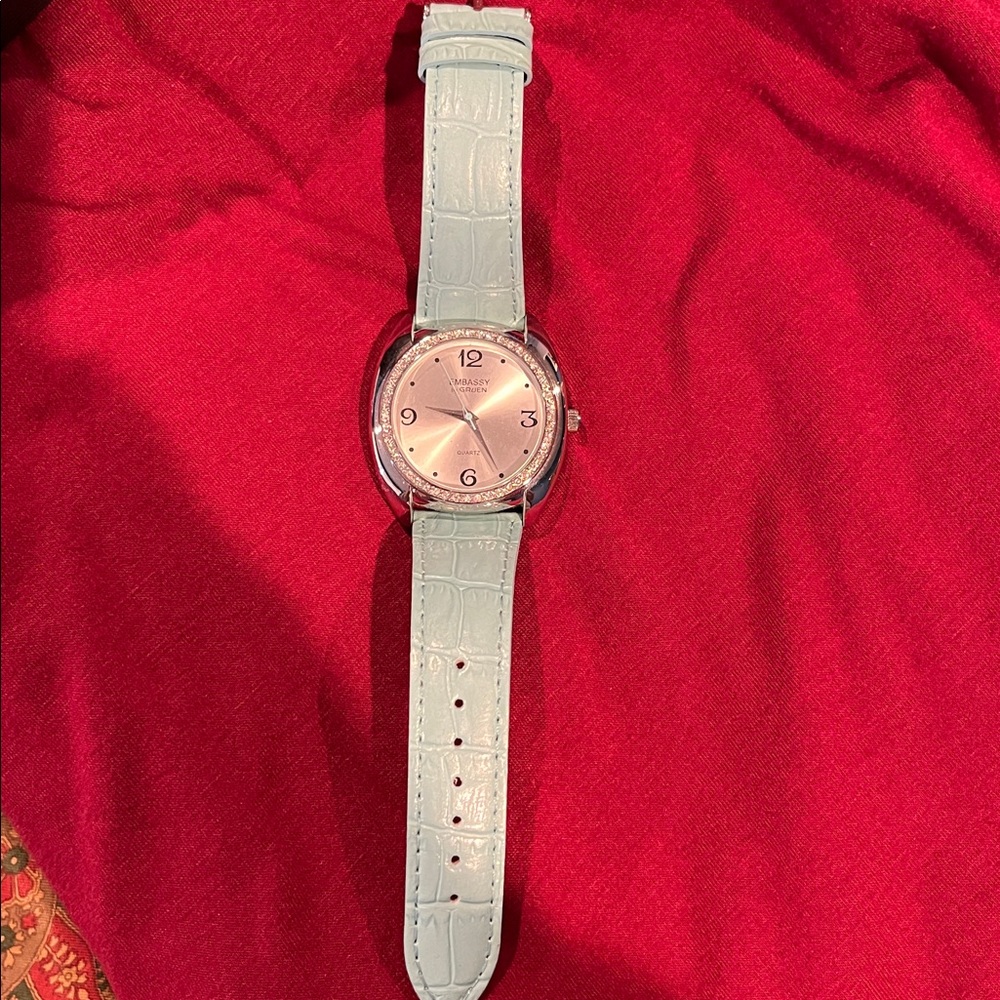 Elegant Blue turquoise Women's Watch never been worn